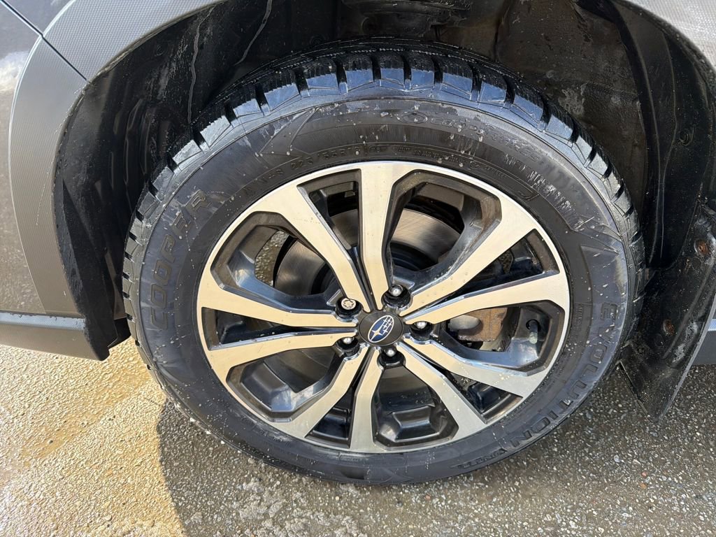 Certified 2022 Subaru Forester Limited image 9