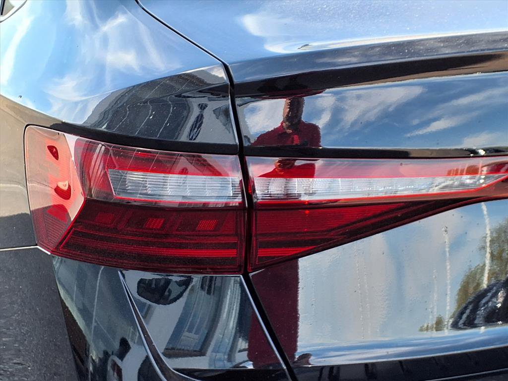 New 2025 Volkswagen Jetta SE image 23