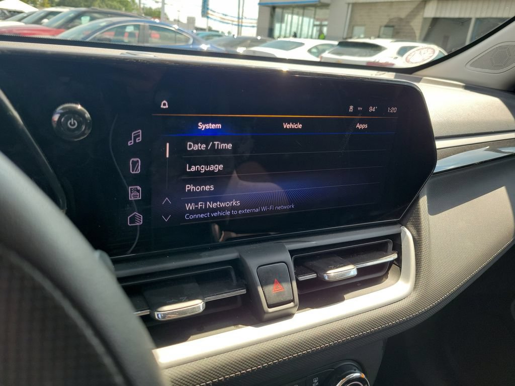 Used 2025 Chevrolet TrailBlazer LS w/ LS Confidence Package FWD image 31