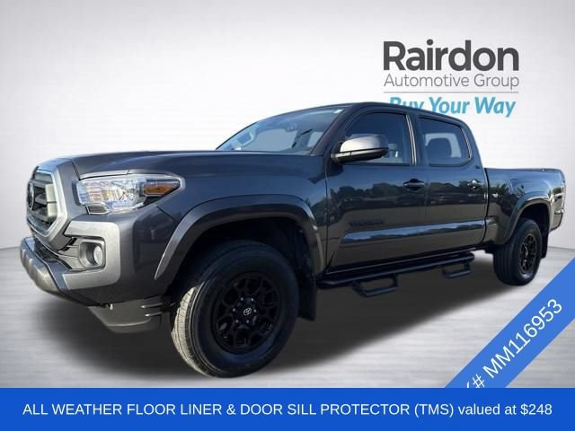 Used 2021 Toyota Tacoma SR5 AWD/4WD image 3