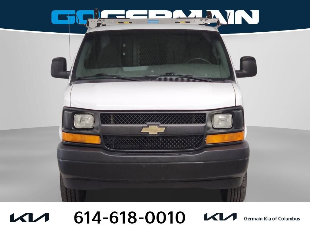 Used 2017 Chevrolet Express 2500 Work Van image 3