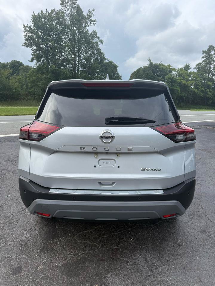 Used 2021 Nissan Rogue SV AWD/4WD image 6