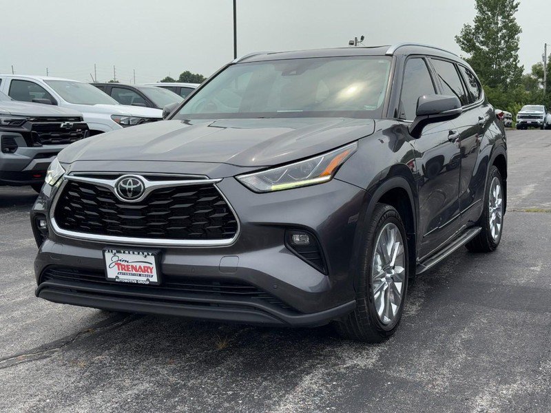 Used 2023 Toyota Highlander Limited AWD/4WD image 8