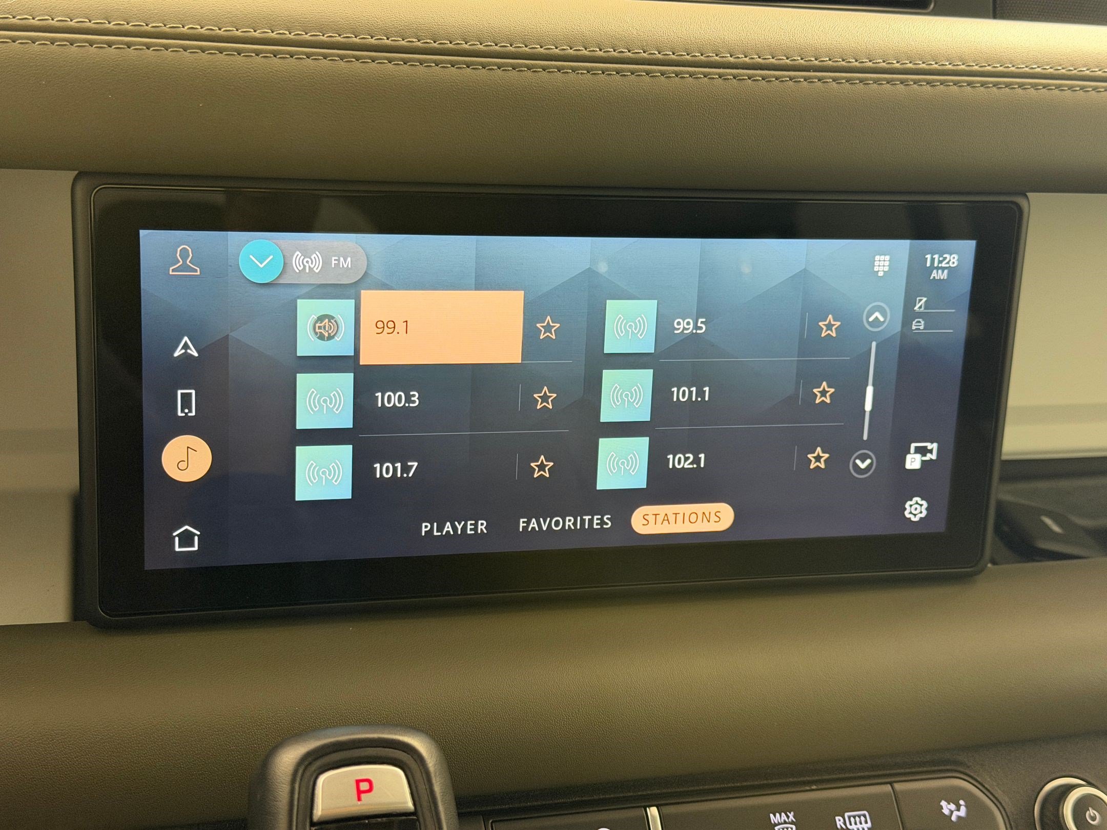 Used 2020 Land Rover Defender 110 HSE AWD/4WD image 20