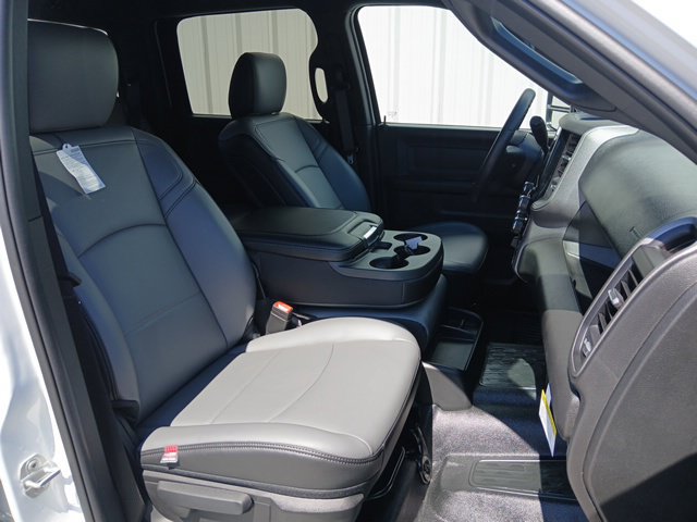 New 2027 RAM 4500 Tradesman w/ Chrome Appearance Group AWD/4WD image 26