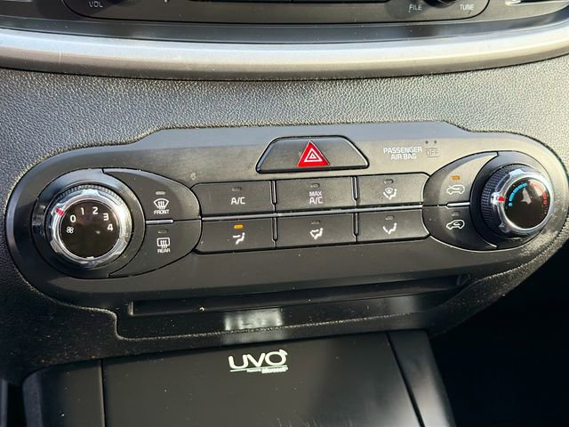 Used 2016 Kia Sorento LX image 15