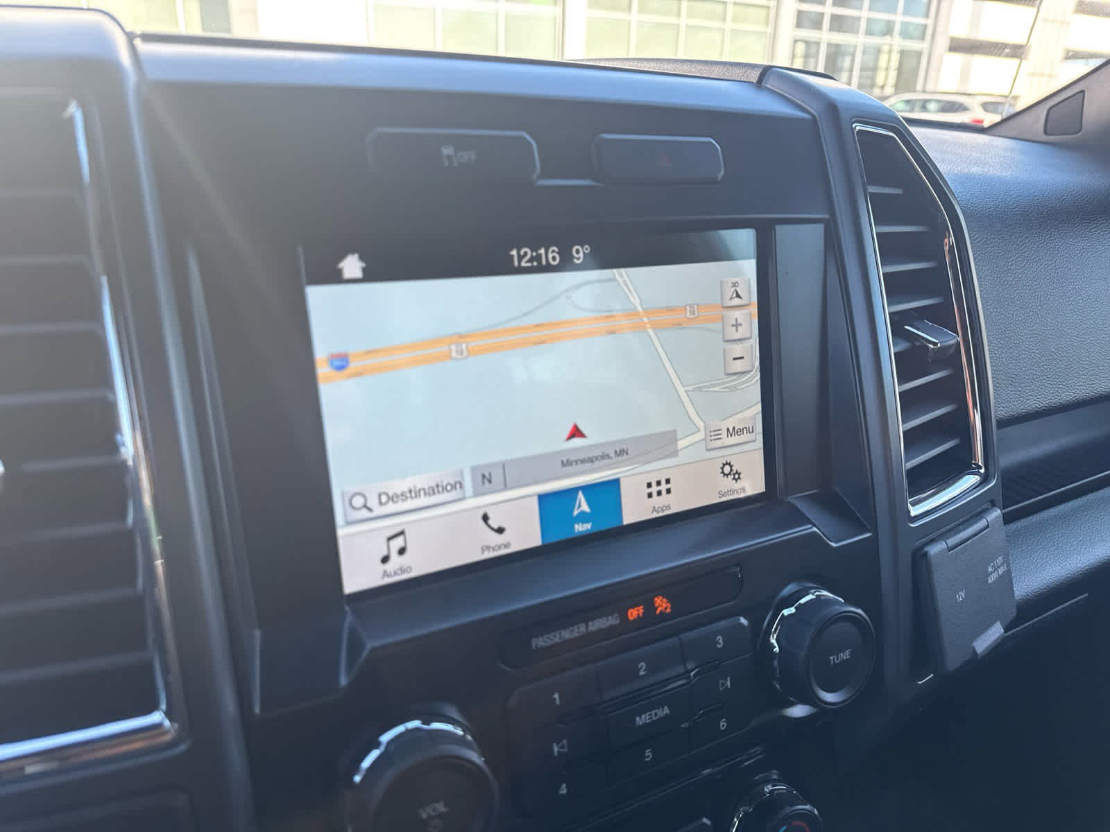 Used 2016 Ford F150 XLT w/ Equipment Group 302A Luxury image 9