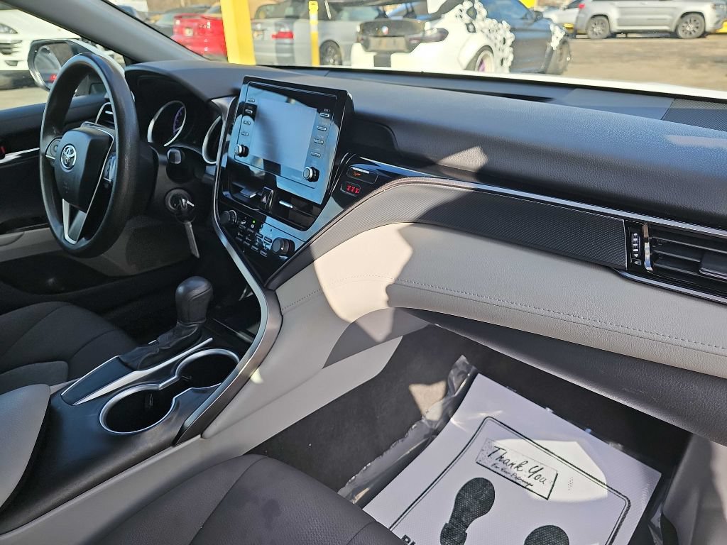 Used 2021 Toyota Camry LE FWD image 52