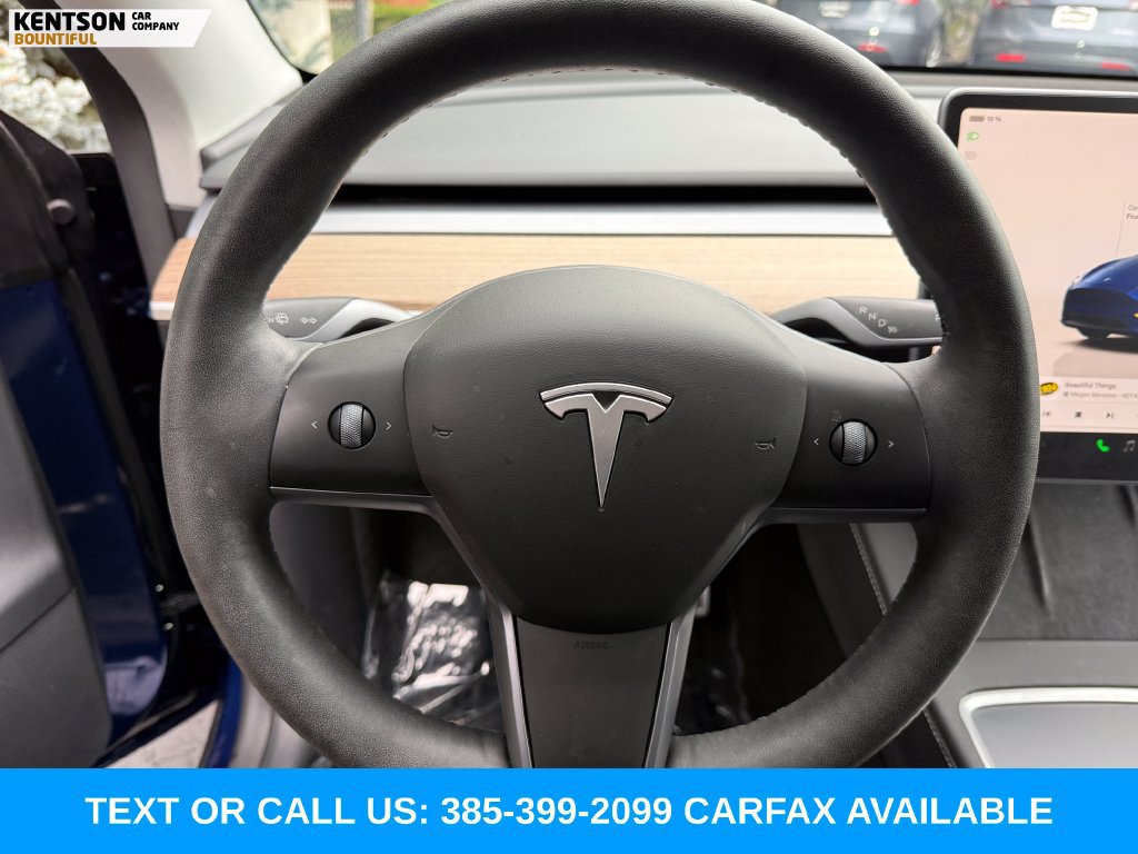 Used 2025 Tesla Model Y Performance AWD/4WD image 16