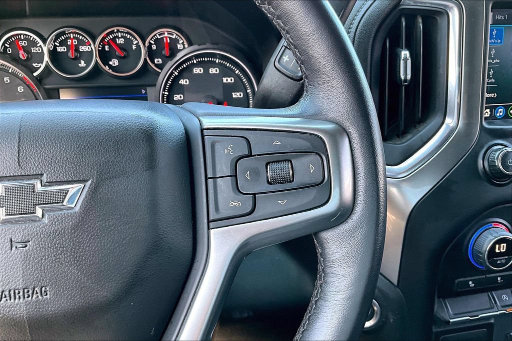 Used 2022 Chevrolet Silverado 1500 RST AWD/4WD image 25