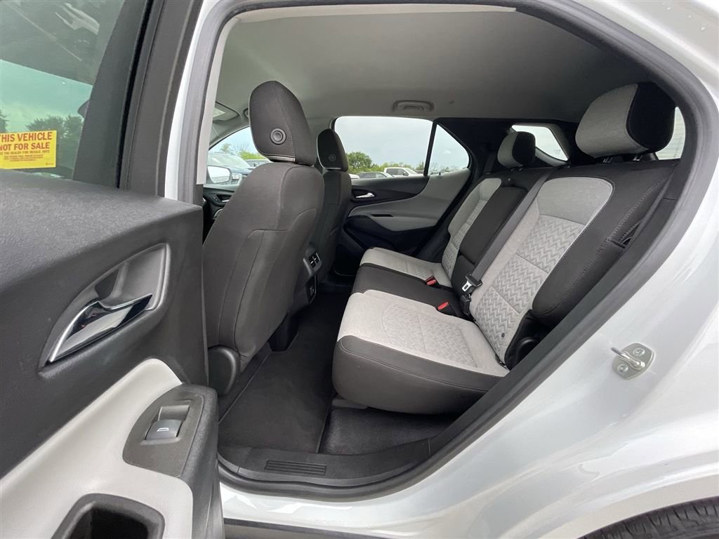 Used 2023 Chevrolet Equinox LT image 24