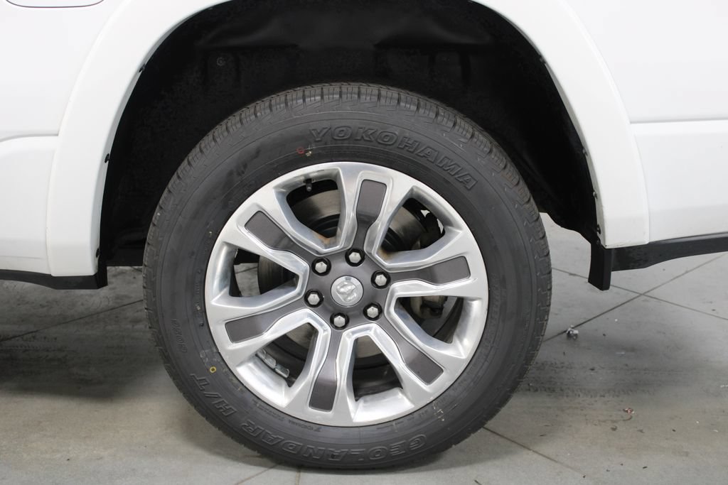 Used 2019 RAM 1500 Limited AWD/4WD image 19