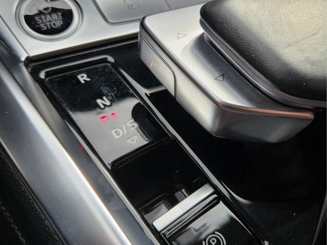 Used 2021 Audi e-tron Premium Plus w/ Premium Plus Package AWD/4WD image 27