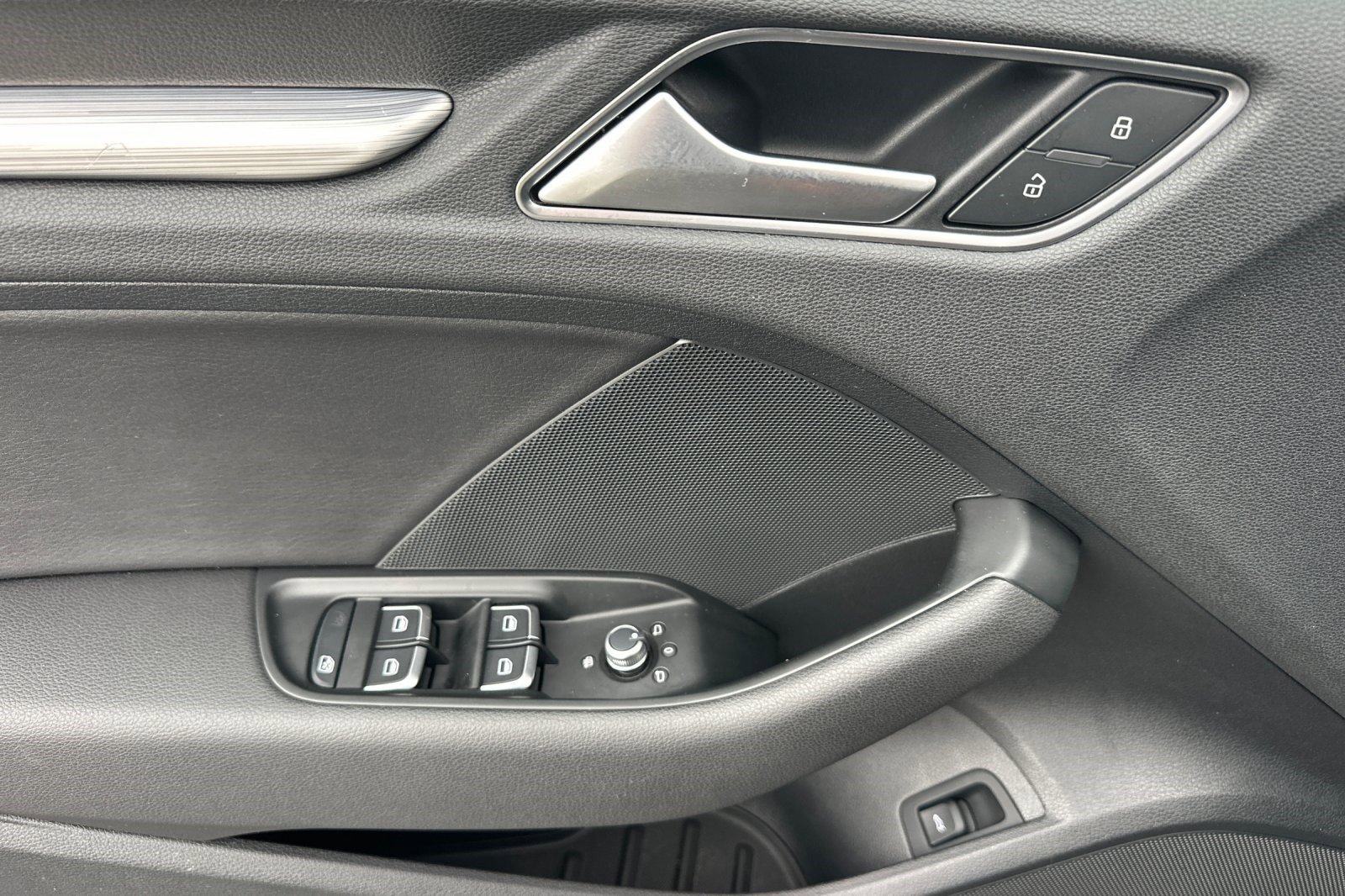 Used 2015 Audi A3 2.0T Premium Plus image 12