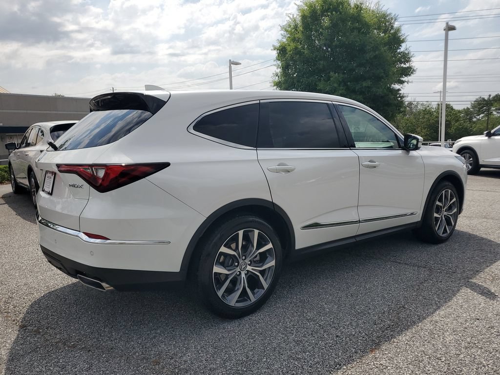 Certified 2024 Acura MDX w/ Technology Package FWD image 5