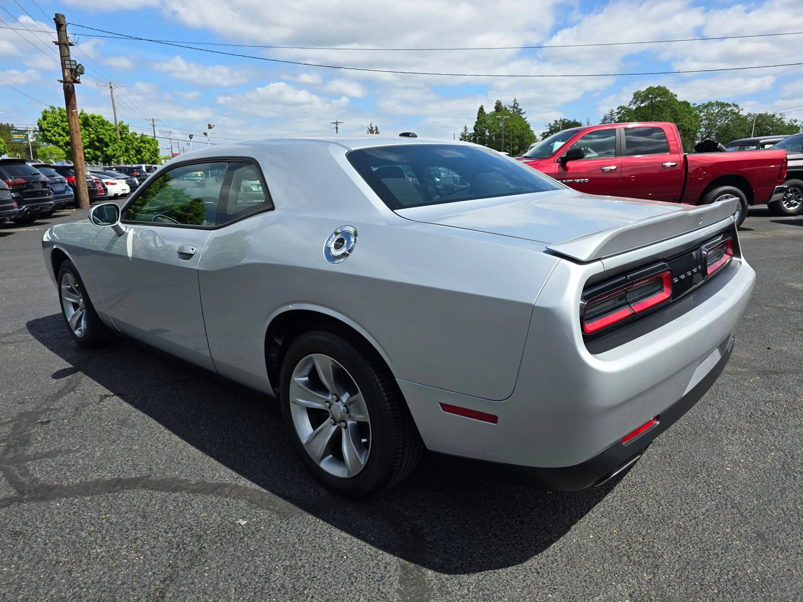 Used 2020 Dodge Challenger SXT RWD image 4