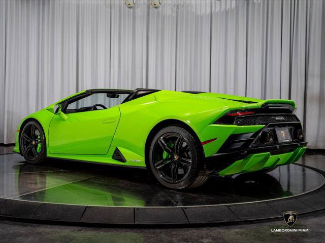 Used 2021 Lamborghini Huracan EVO RWD image 14