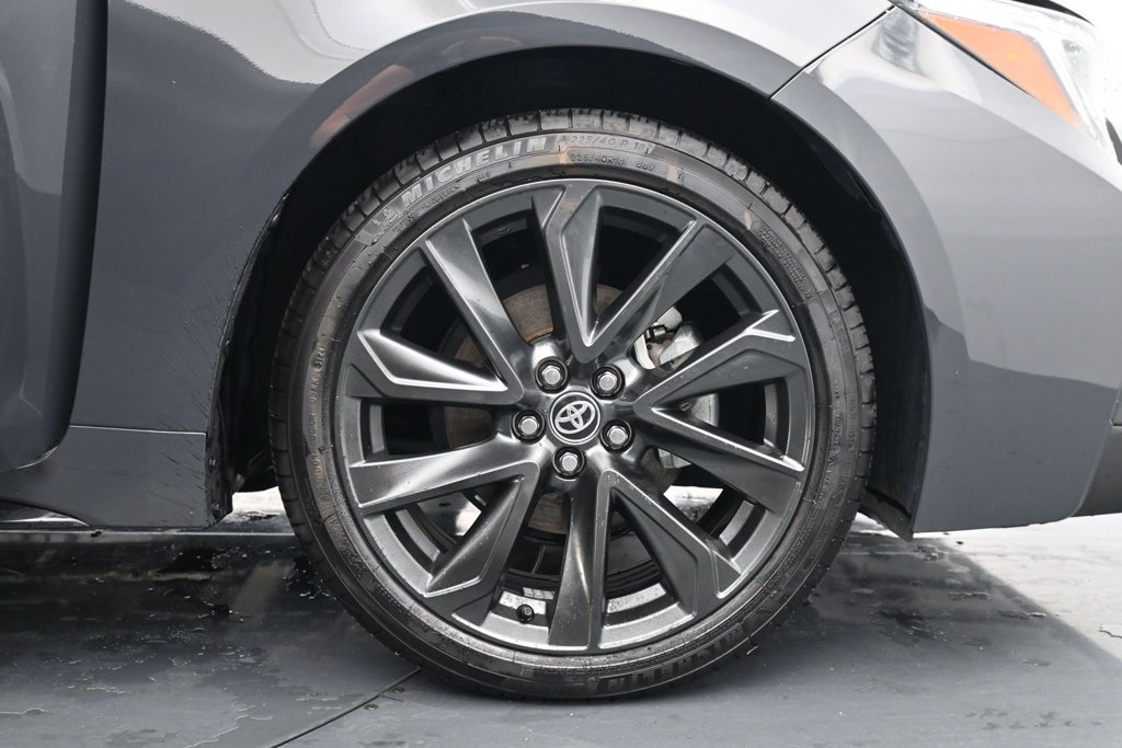 Used 2025 Toyota Corolla SE FWD image 13