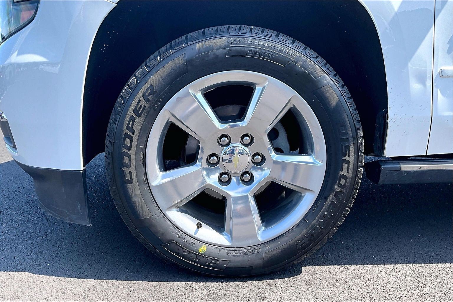 Used 2017 Chevrolet Tahoe Premier AWD/4WD image 9