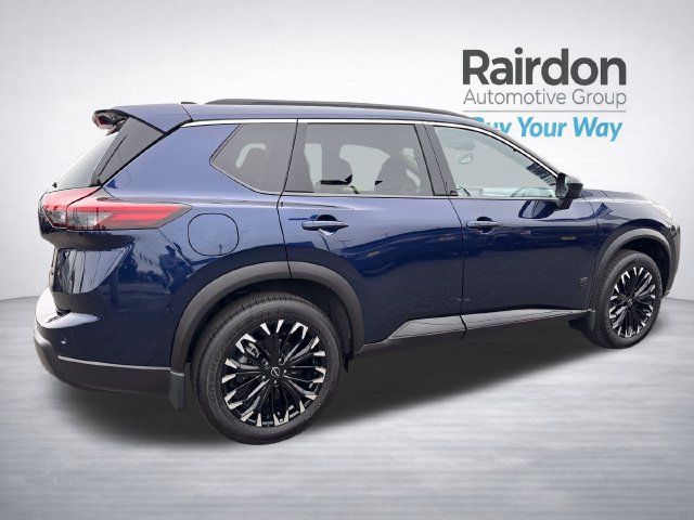 Used 2026 Nissan Rogue Dark Armor AWD/4WD image 7