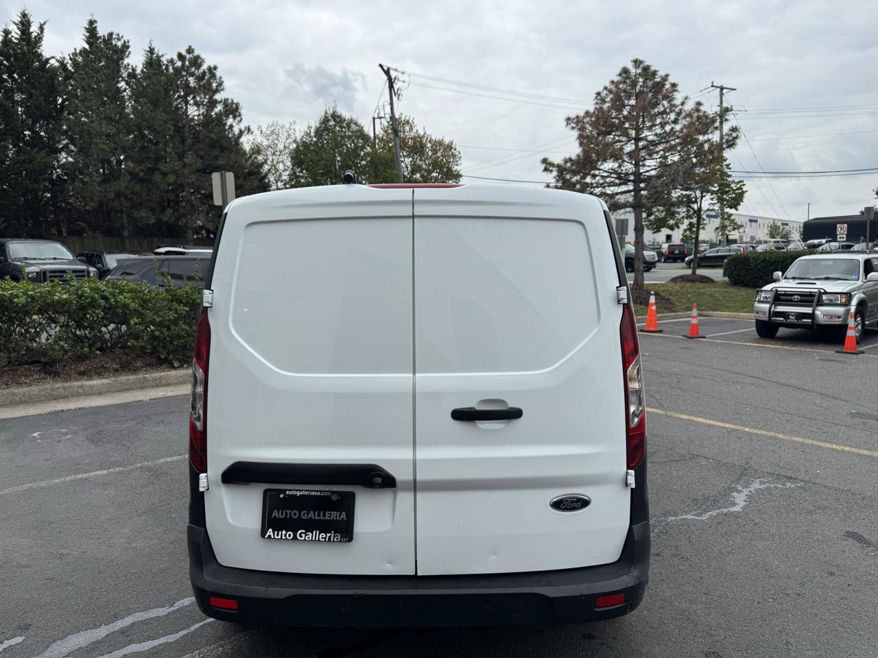 Used 2019 Ford Transit Connect XL FWD image 7