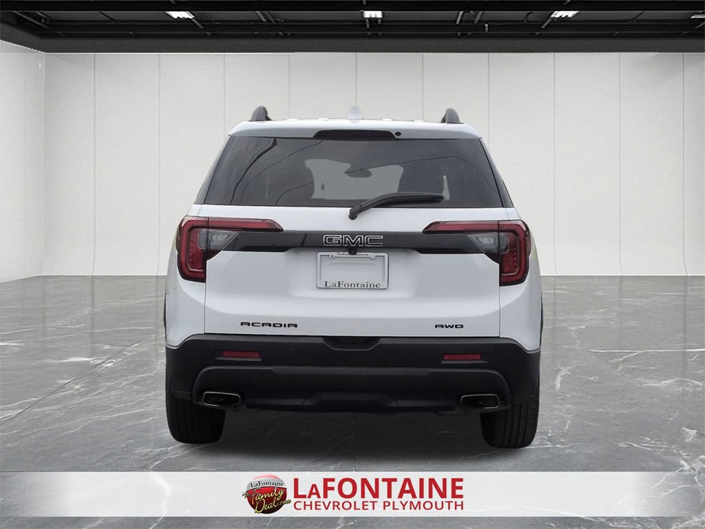 Certified 2023 GMC Acadia SLE w/ Driver Convenience Package image 7