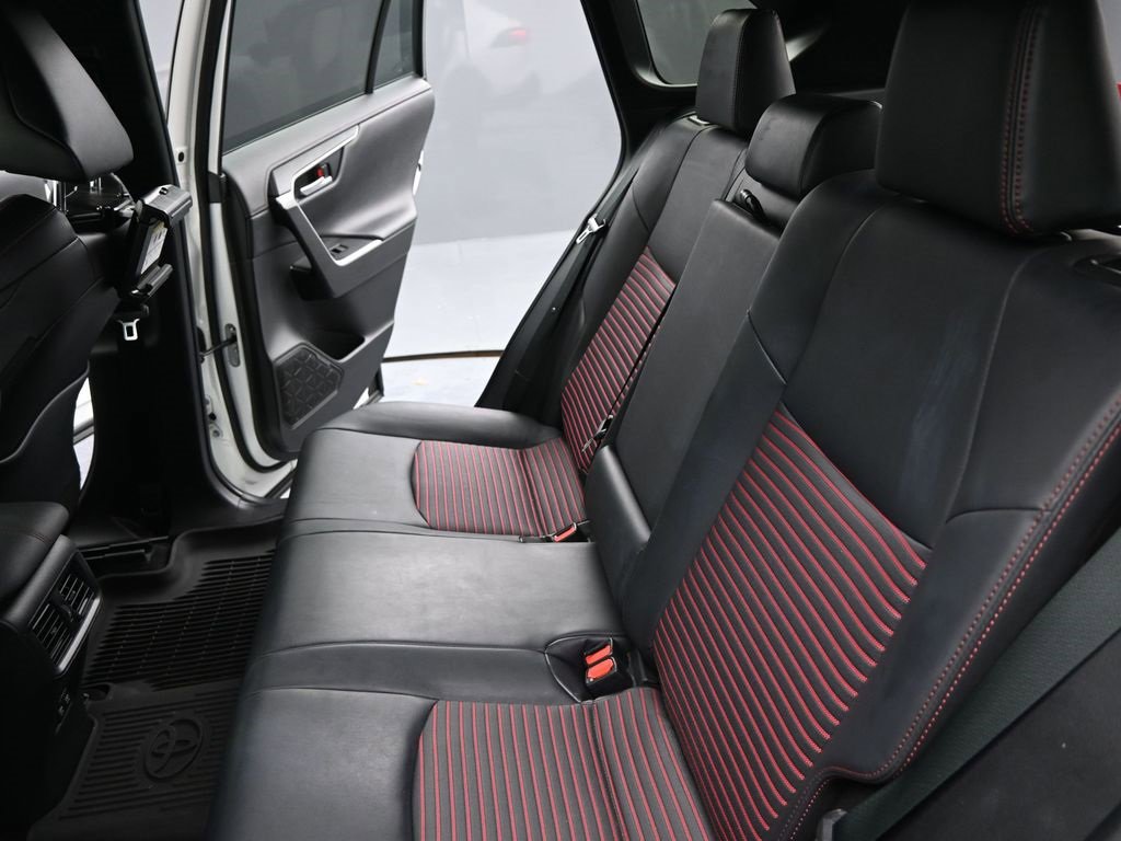 Used 2021 Toyota RAV4 XSE image 15