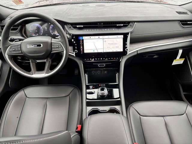 New 2026 Jeep Grand Cherokee L Limited AWD/4WD image 2