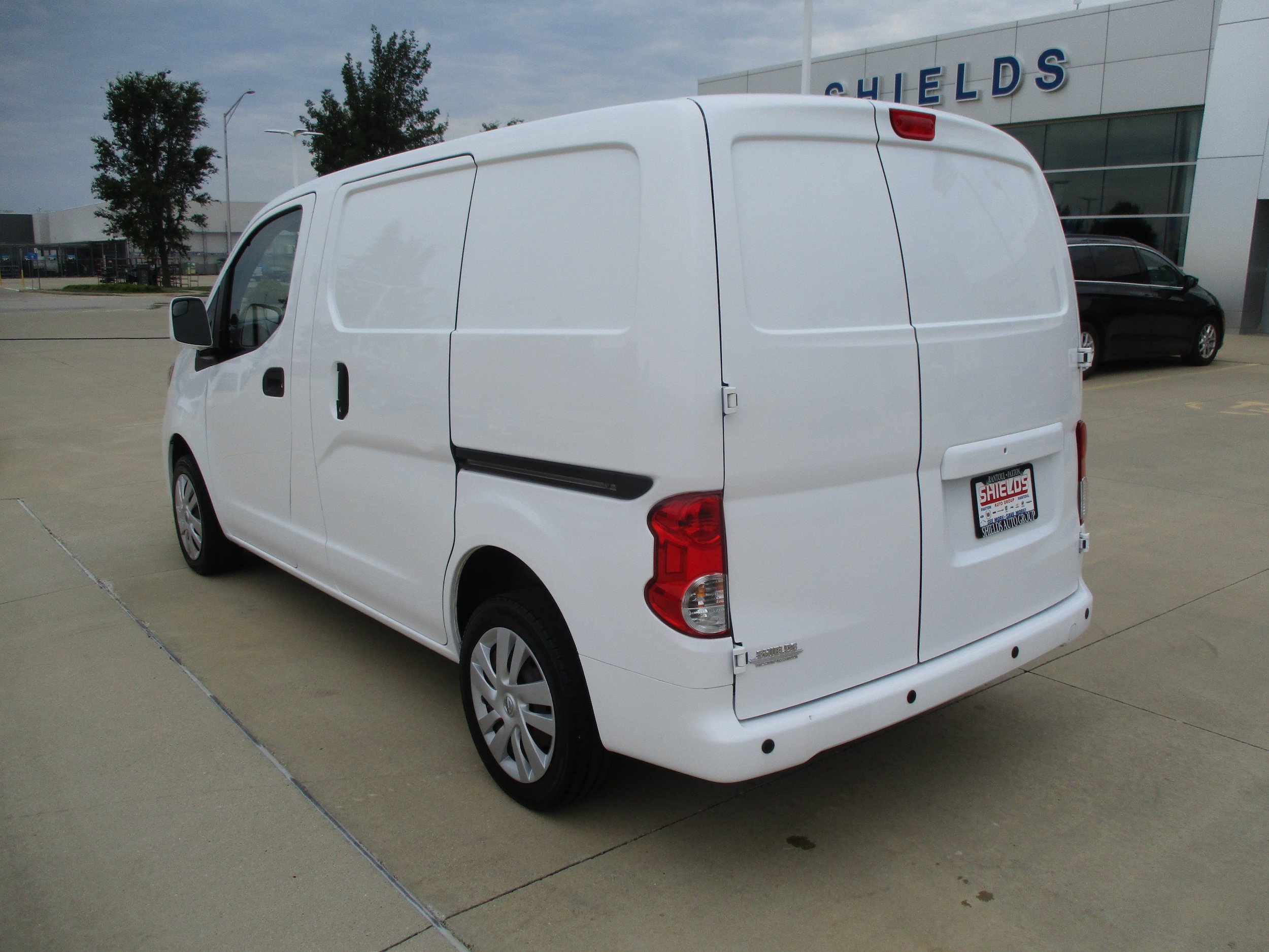 Used 2020 Nissan NV200 SV FWD image 3