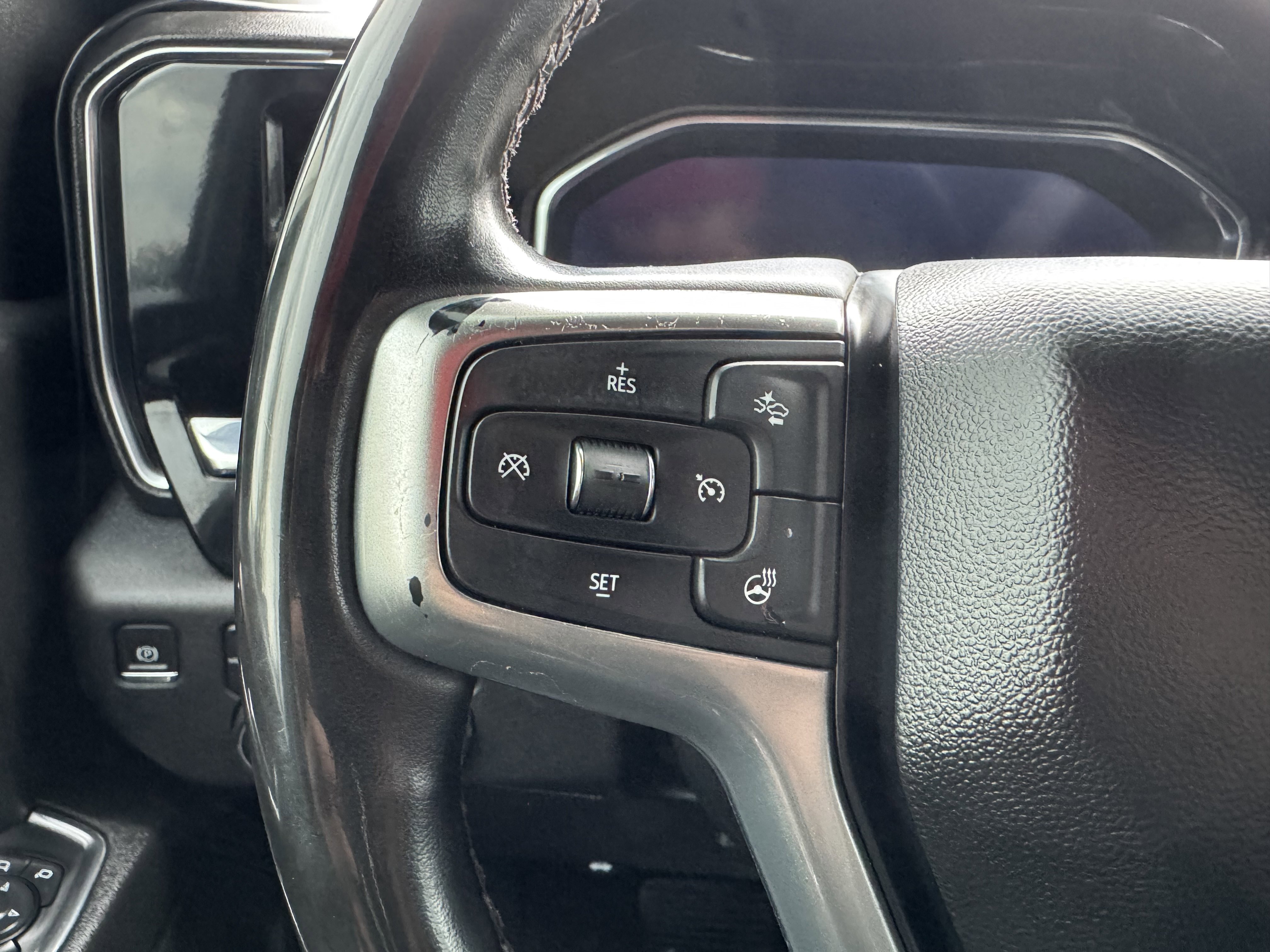 Used 2024 Chevrolet Silverado 2500 LT image 10