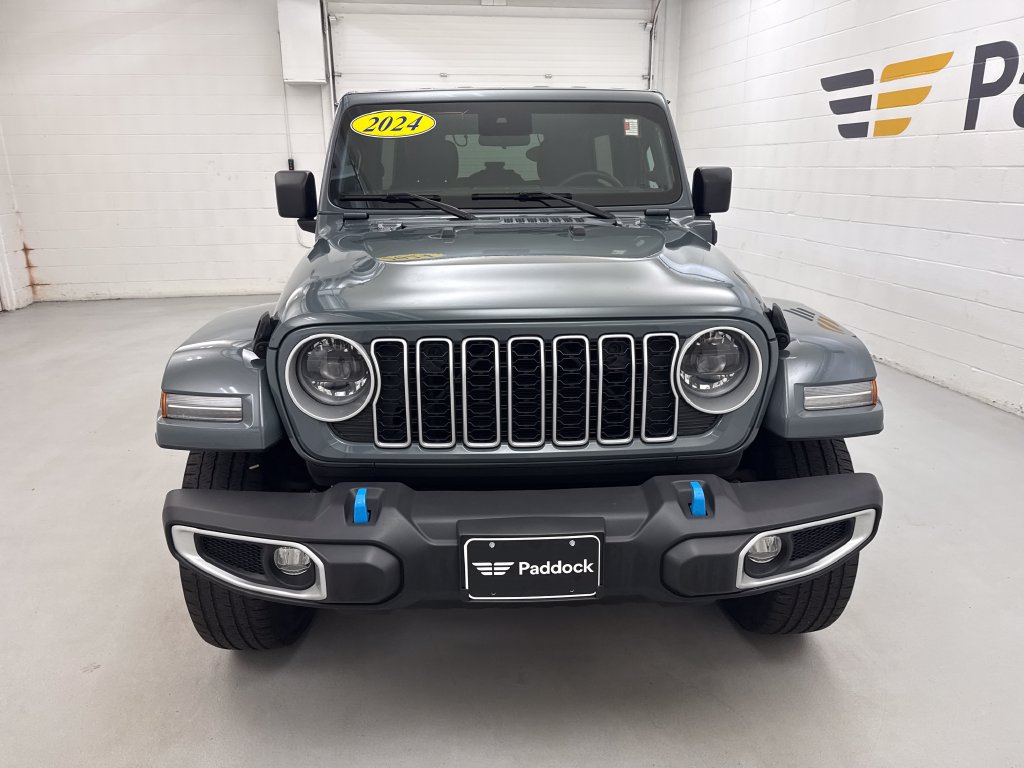 Used 2024 Jeep Wrangler Unlimited Sahara AWD/4WD image 9