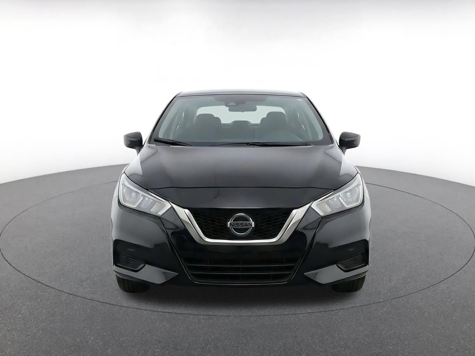 Used 2025 Nissan Versa SV FWD video 2
