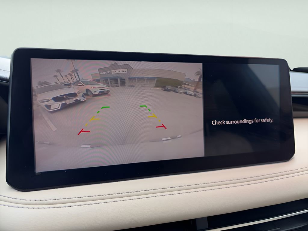 Used 2025 INFINITI QX60 Pure image 18