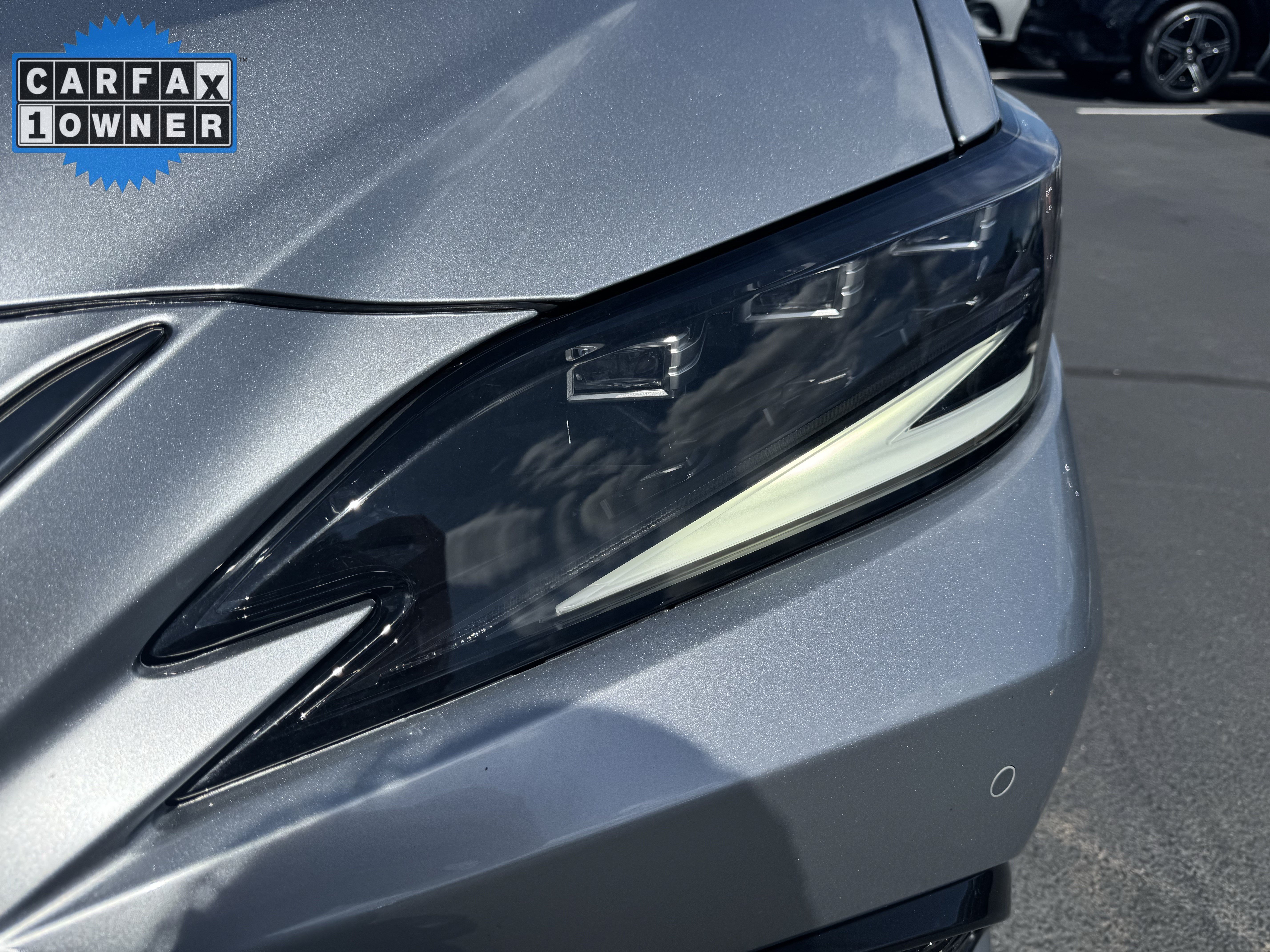 Used 2023 Lexus ES 300h F Sport FWD image 6