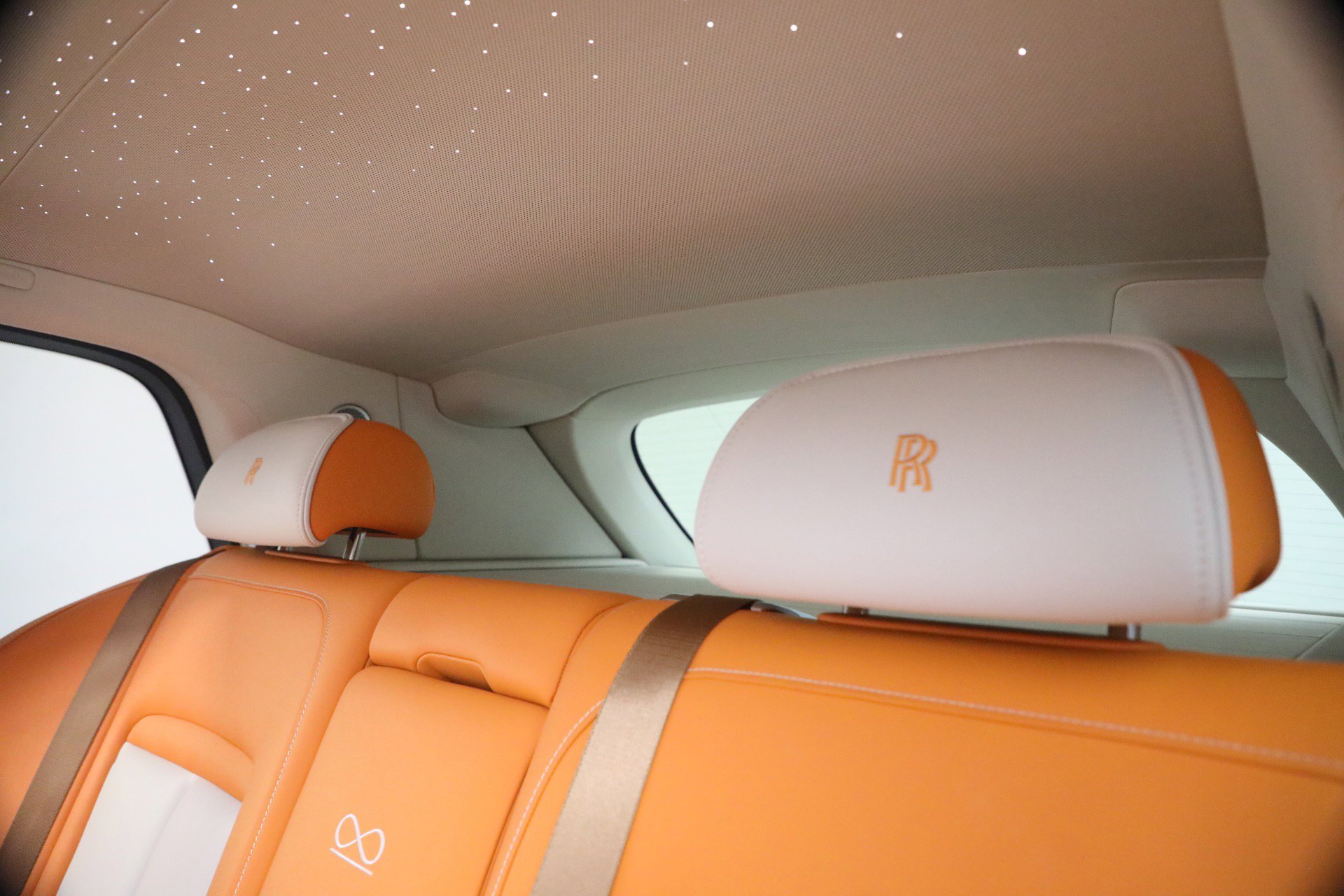 Certified 2023 Rolls-Royce Cullinan Black Badge w/ Driver's Package image 31