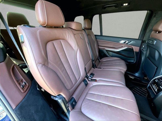 Used 2022 BMW X7 xDrive40i w/ Executive Package image 29