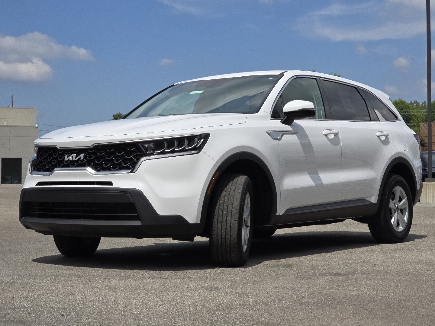 Used 2023 Kia Sorento LX AWD/4WD image 9