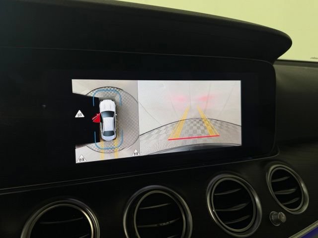 Used 2022 Mercedes-Benz E 350 Sedan image 18