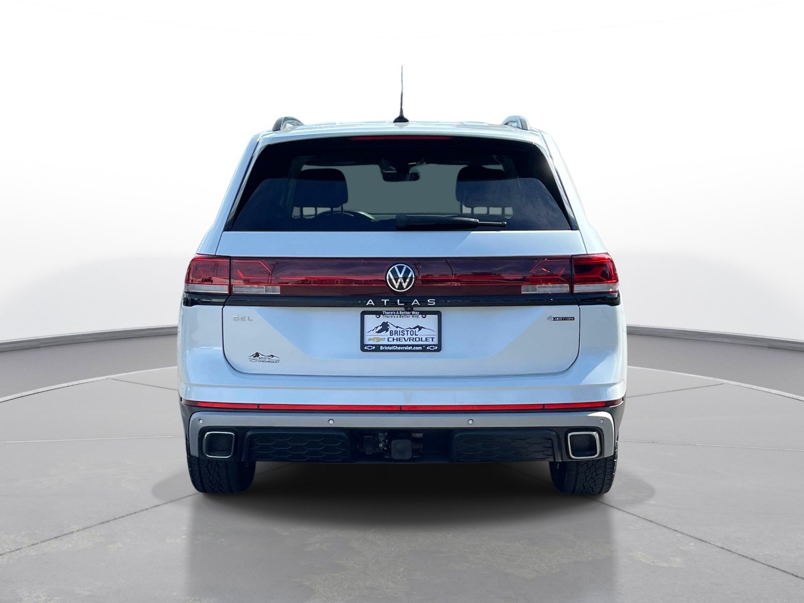 Used 2024 Volkswagen Atlas Peak Edition SEL AWD/4WD image 5