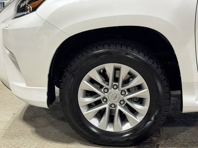 Used 2023 Lexus GX 460 Premium w/ Premium Package image 42