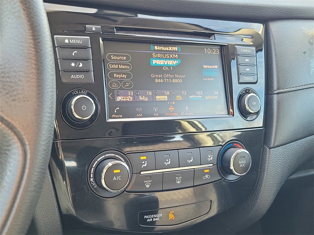 Used 2020 Nissan Rogue S image 27