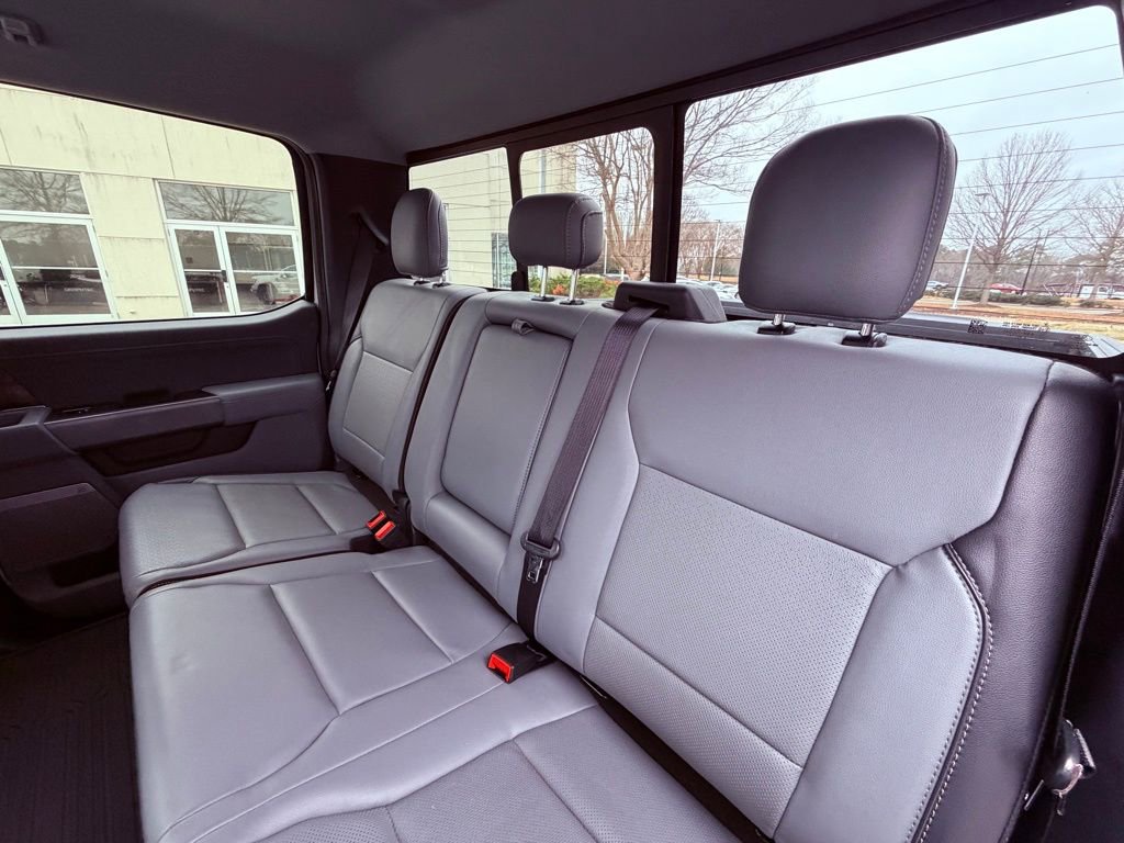 Used 2021 Ford F150 Lariat w/ Equipment Group 501A Mid image 13