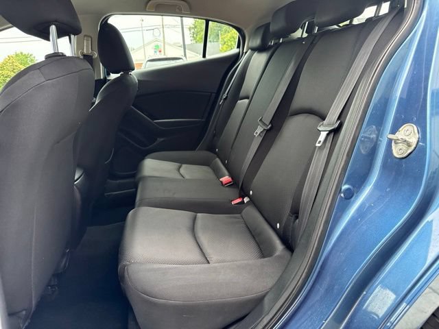 Used 2017 MAZDA MAZDA3 Sport FWD image 11