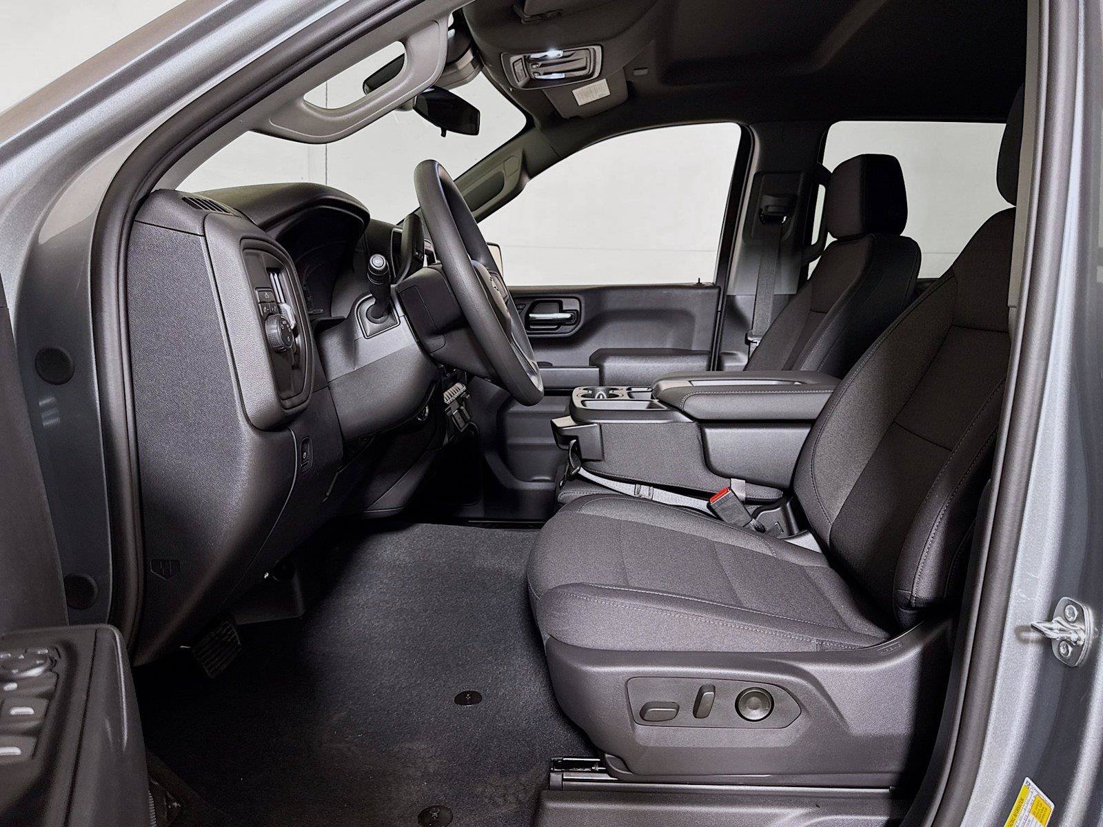 New 2026 Chevrolet Silverado 1500 Custom RWD image 12