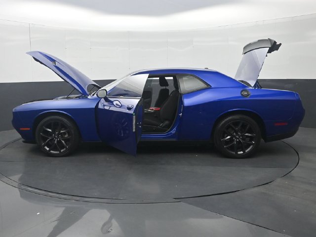 Used 2021 Dodge Challenger SXT w/ Driver Convenience Group RWD image 36