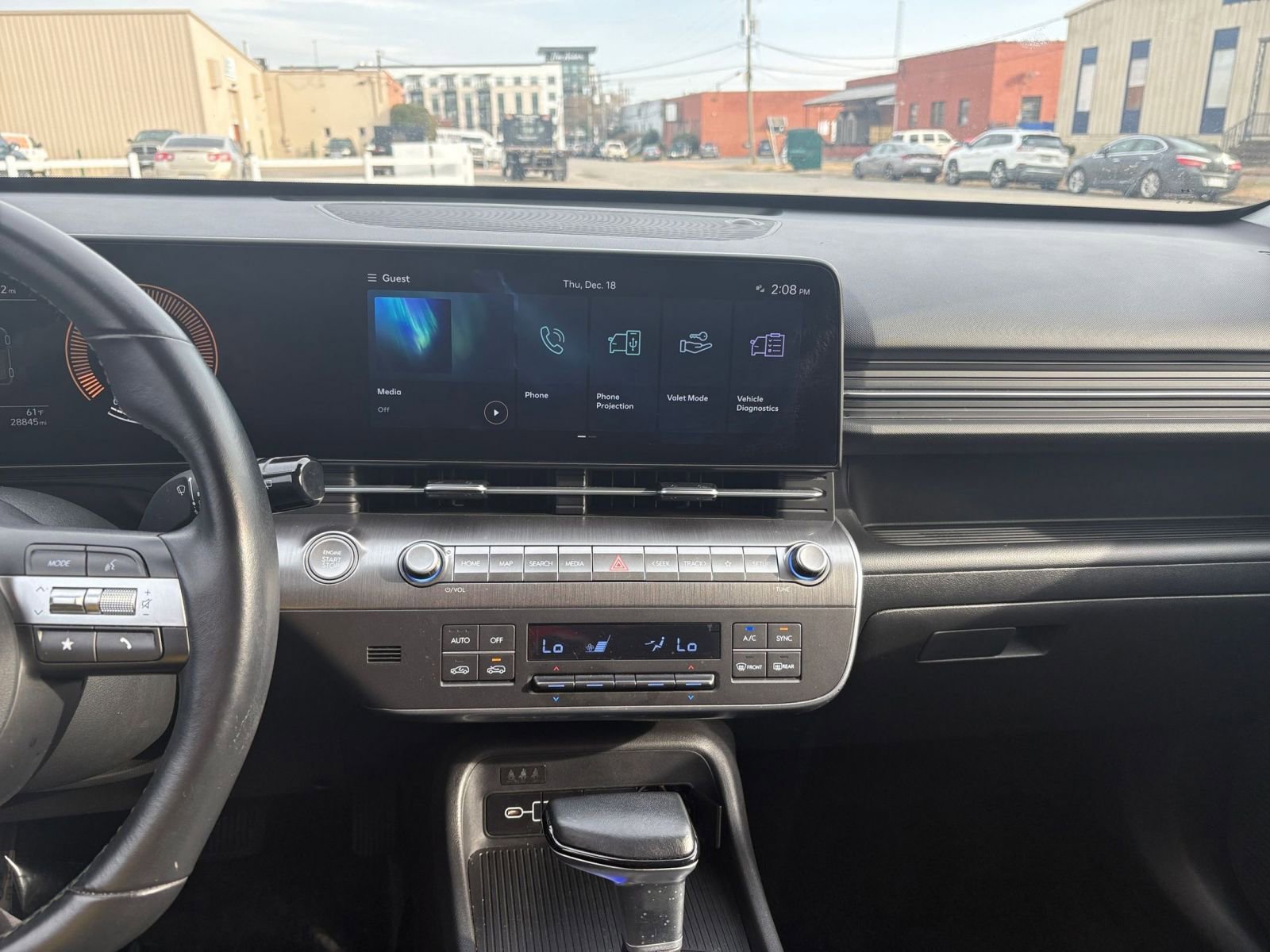 Used 2025 Hyundai Kona SEL image 18