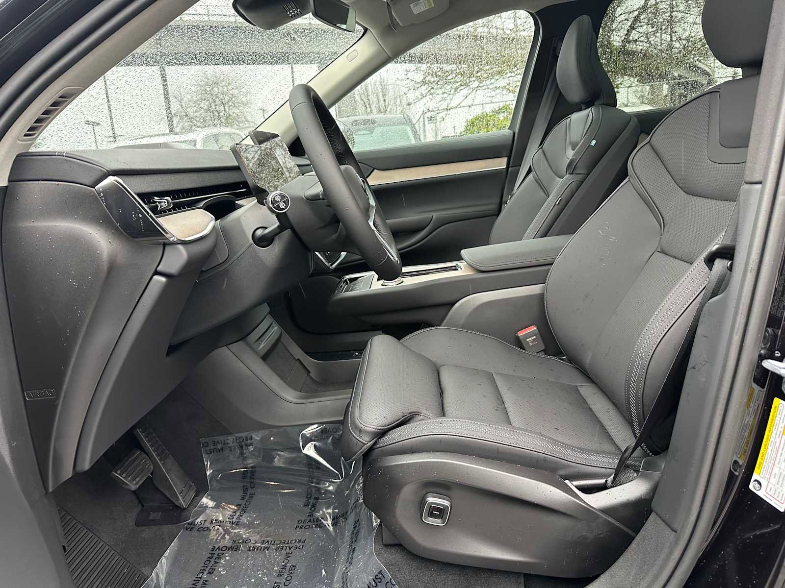 New 2025 Volvo EX90 Plus w/ Protection Package Premier image 20