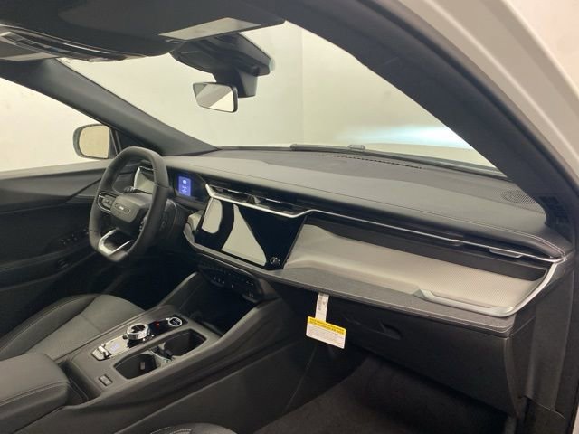 Used 2026 Jeep Cherokee Laredo AWD/4WD image 19