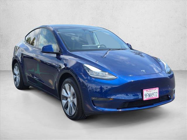 Used 2023 Tesla Model Y Long Range AWD/4WD image 3