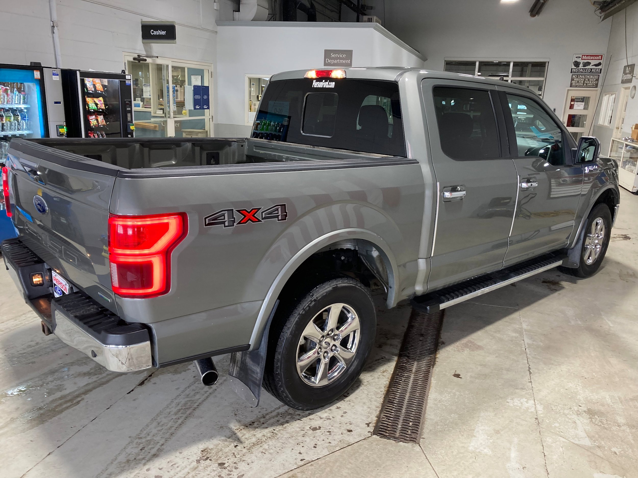 Used 2019 Ford F150 Lariat AWD/4WD image 13